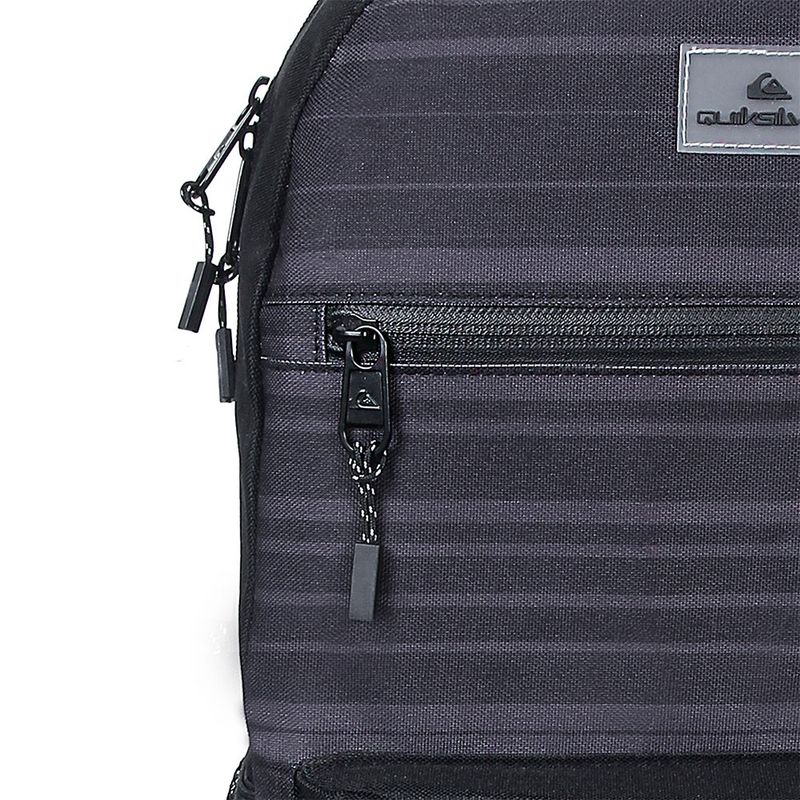 Mochila-Quiksilver-Esportiva-P06-Preto