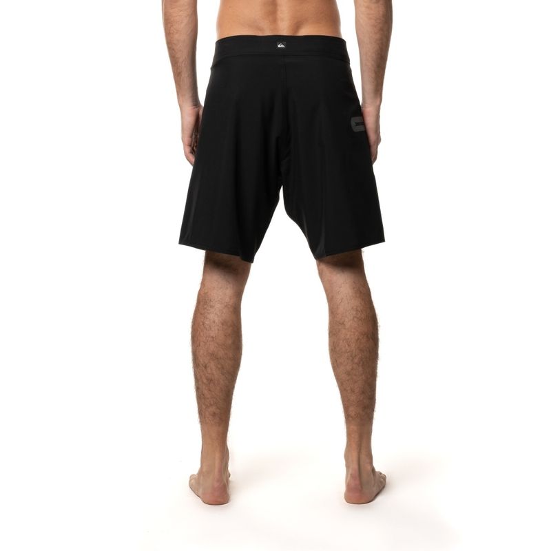 Boardshort-Quiksilver-Swell-Solid-Fusion-18-Preto-Preto-38