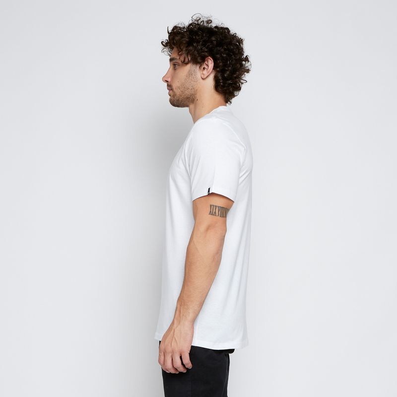 Camiseta-Quiksilver-M-C-Range-Life-Front-Branco-P