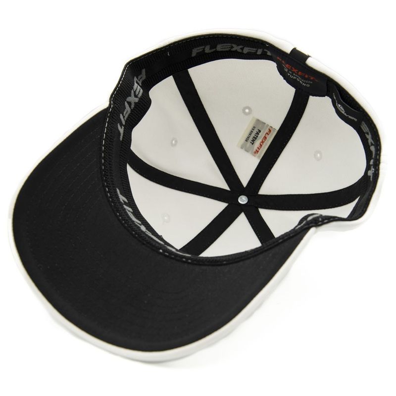 Bone-Quiksilver-Emb-Square-White-P