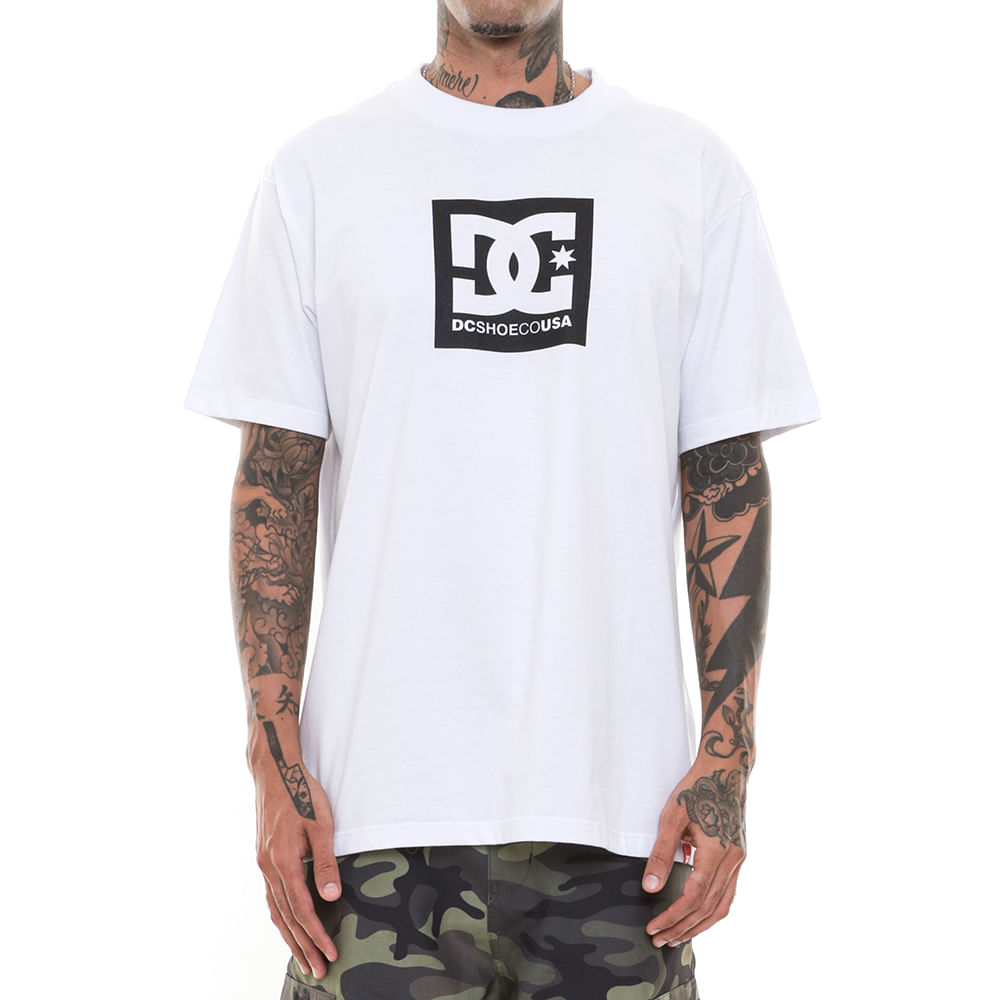 Camiseta DC Shoes M/C Square Star Hss Branco original com padrão de qualidade DC Shoes Compre online com garantia de troca e devolução.