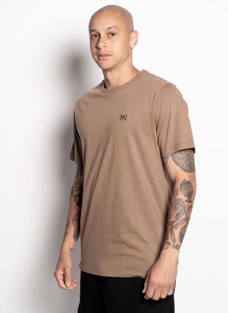 Camiseta-Dc-Shoes-M-C-Embroidery-Marrom-GG