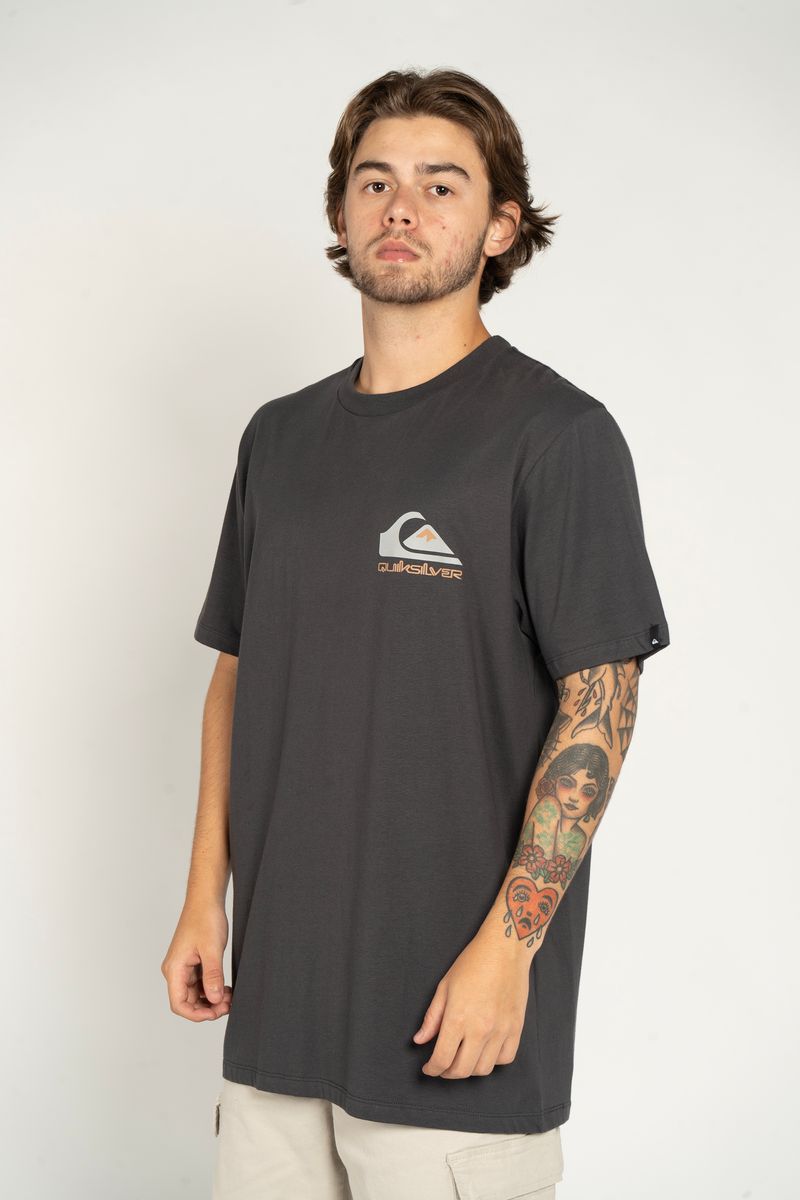 Camiseta-Quiksilver-M-C-Omni-Logo-Cinza-Escuro-P
