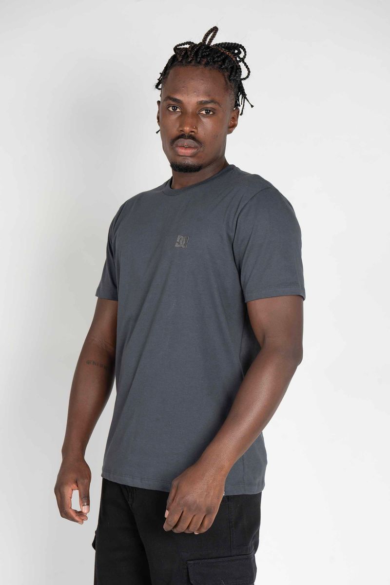 Camiseta-DC-Shoes-M-C-Embroidery-Cinza-Escuro-CINZA-ESCURO-P