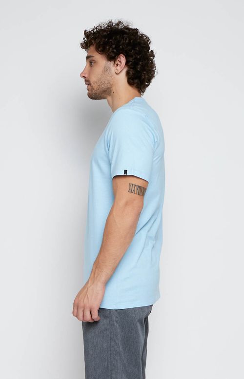 Camiseta Quiksilver M/C Comp Logo Color Azul Claro