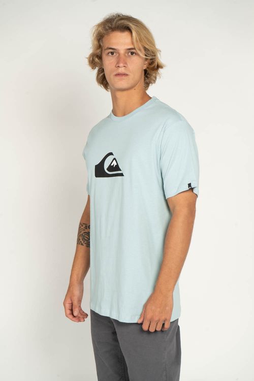 Camiseta Quiksilver M/C Comp Logo Azul Claro